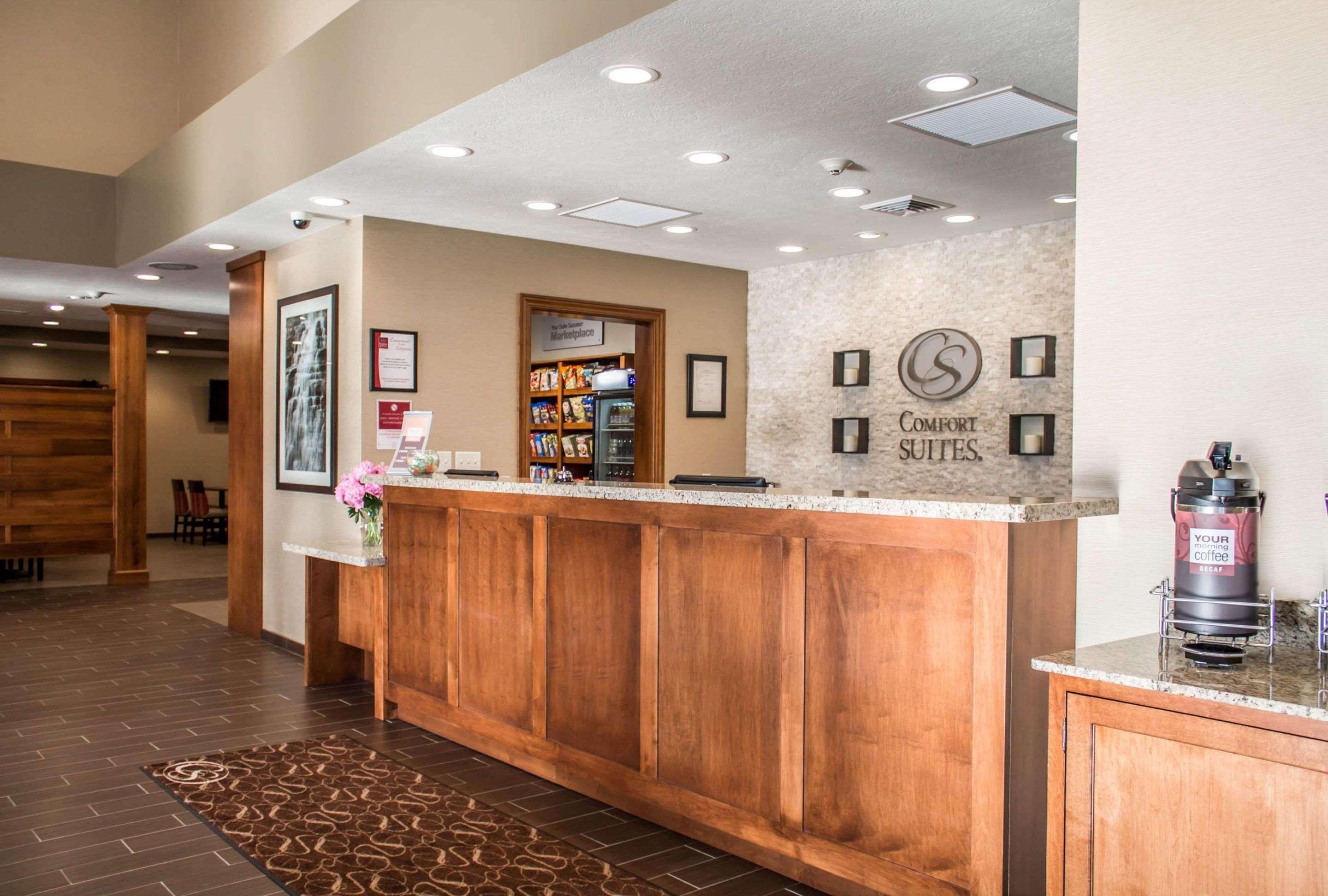 Comfort Suites Hartville-North Canton Uniontown Exterior photo